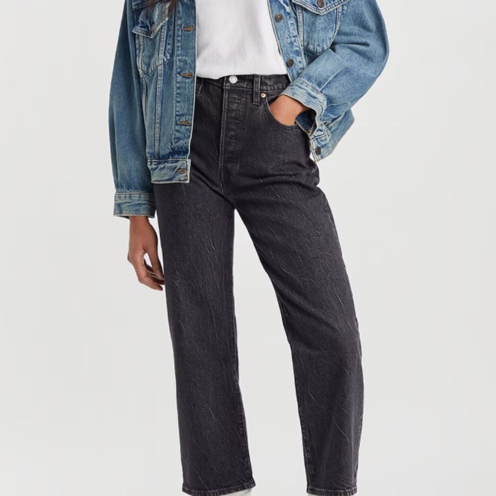 Levi’s rib cage straight ankle
